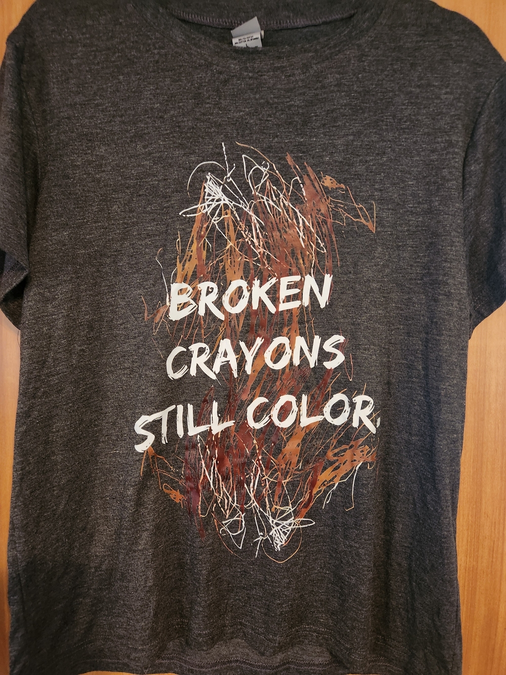 Women’s Dark Gray Short Sleeve Graphic Tee - Broken Crayons Still Color